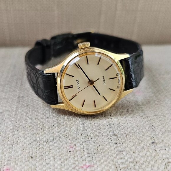 Pulsar Accessories - Vintage Pulsar Ladies Wristwatch Black Genuine Leather Strap Analog Wrist Watch